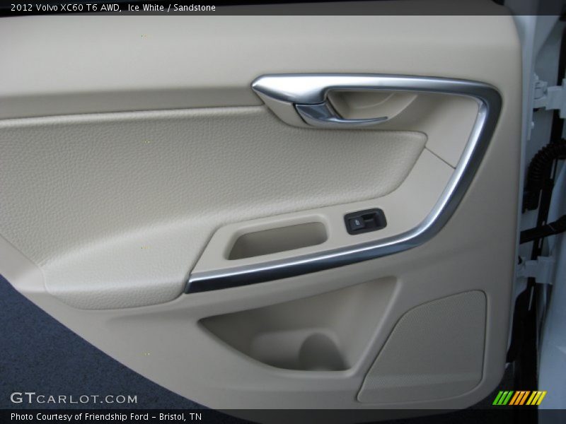 Ice White / Sandstone 2012 Volvo XC60 T6 AWD