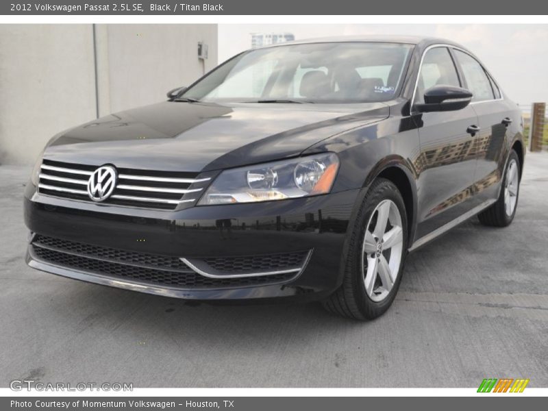 Black / Titan Black 2012 Volkswagen Passat 2.5L SE