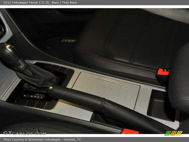 Black / Titan Black 2012 Volkswagen Passat 2.5L SE
