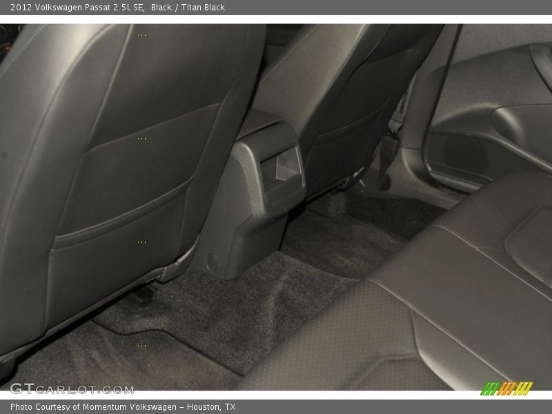 Black / Titan Black 2012 Volkswagen Passat 2.5L SE
