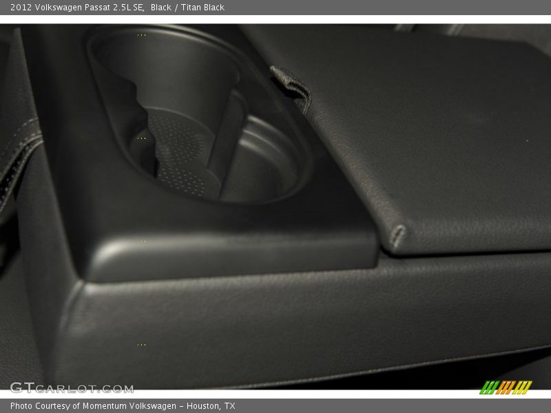 Black / Titan Black 2012 Volkswagen Passat 2.5L SE