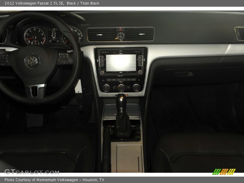 Black / Titan Black 2012 Volkswagen Passat 2.5L SE
