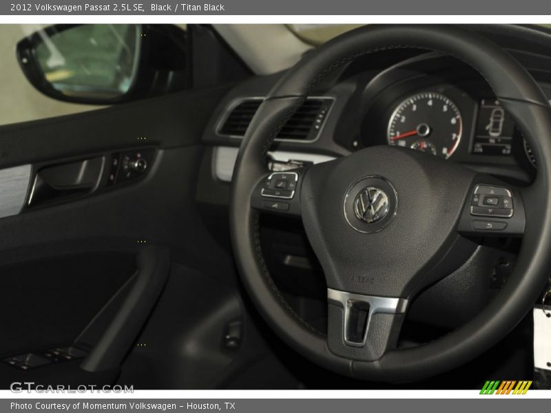 Black / Titan Black 2012 Volkswagen Passat 2.5L SE