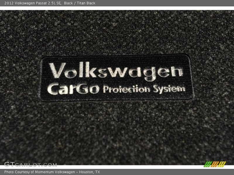 Black / Titan Black 2012 Volkswagen Passat 2.5L SE