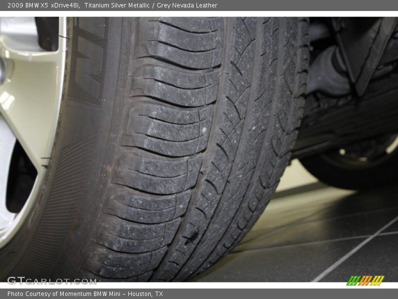 Titanium Silver Metallic / Grey Nevada Leather 2009 BMW X5 xDrive48i