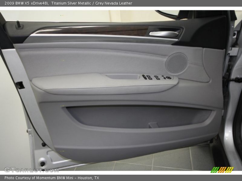 Titanium Silver Metallic / Grey Nevada Leather 2009 BMW X5 xDrive48i