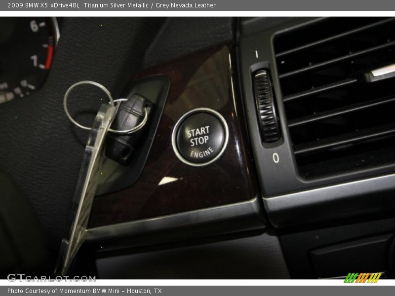 Titanium Silver Metallic / Grey Nevada Leather 2009 BMW X5 xDrive48i