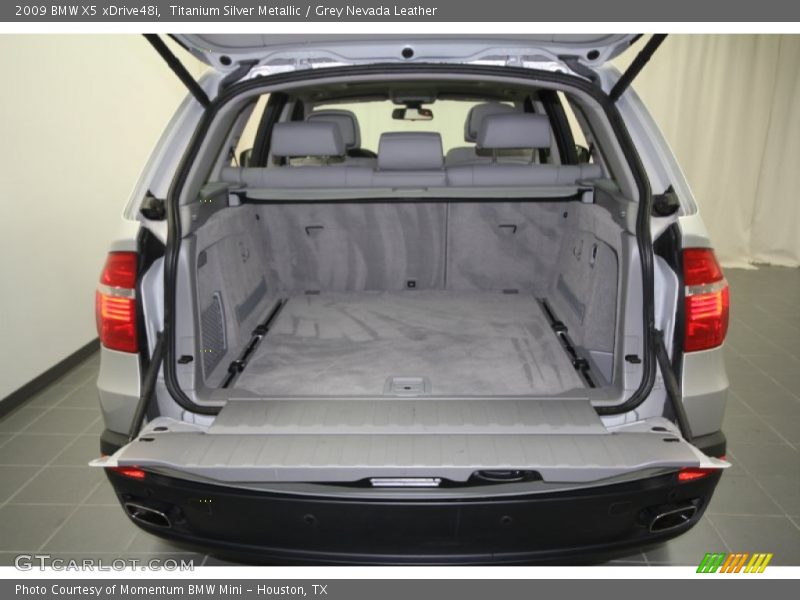 Titanium Silver Metallic / Grey Nevada Leather 2009 BMW X5 xDrive48i