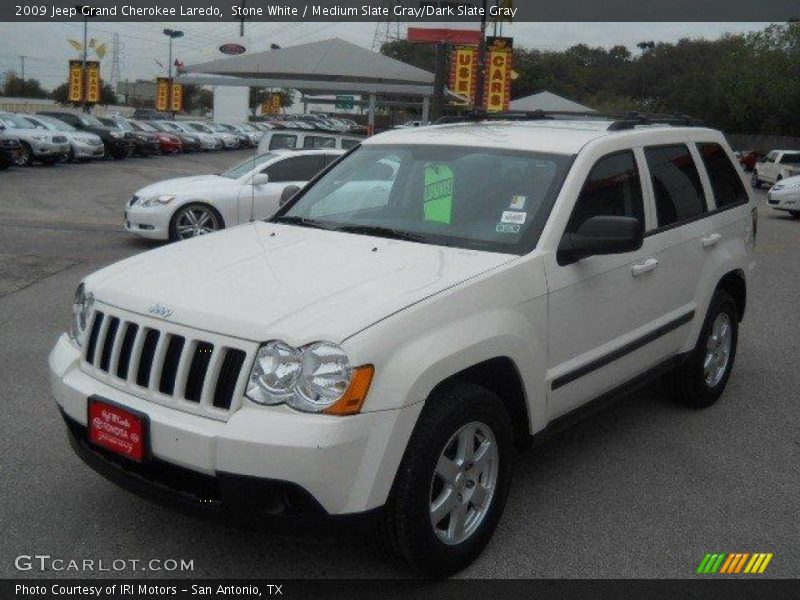 Stone White / Medium Slate Gray/Dark Slate Gray 2009 Jeep Grand Cherokee Laredo