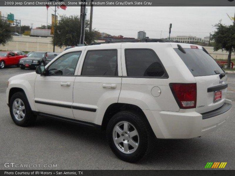 Stone White / Medium Slate Gray/Dark Slate Gray 2009 Jeep Grand Cherokee Laredo