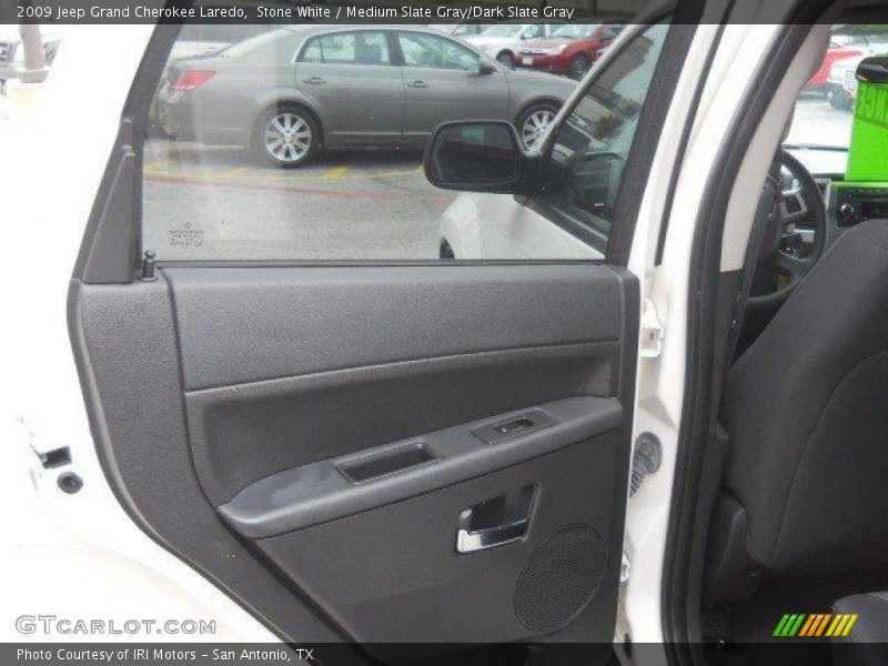 Stone White / Medium Slate Gray/Dark Slate Gray 2009 Jeep Grand Cherokee Laredo