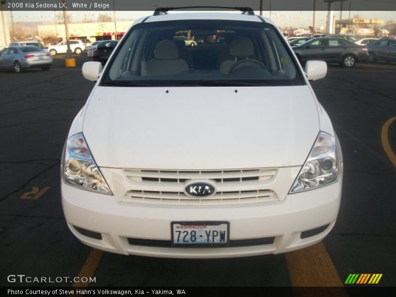 White / Beige 2008 Kia Sedona LX