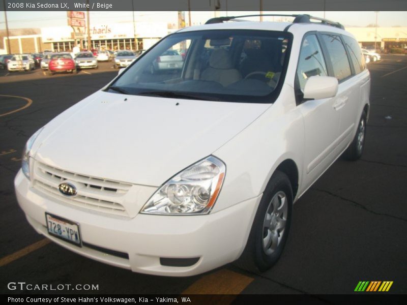 White / Beige 2008 Kia Sedona LX