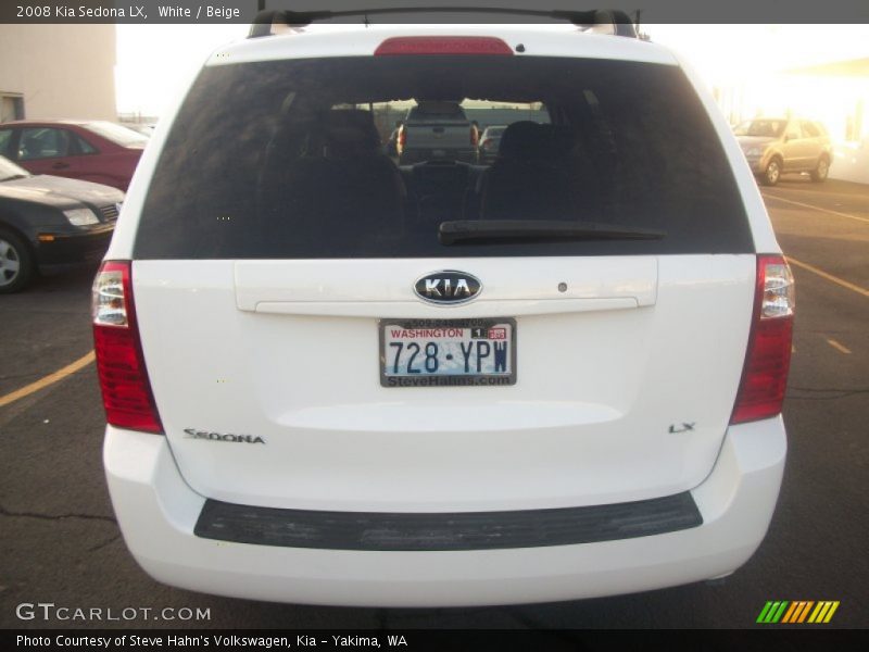 White / Beige 2008 Kia Sedona LX