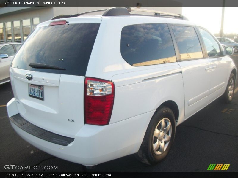 White / Beige 2008 Kia Sedona LX