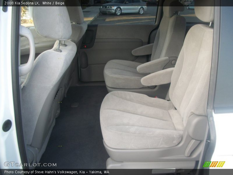 White / Beige 2008 Kia Sedona LX