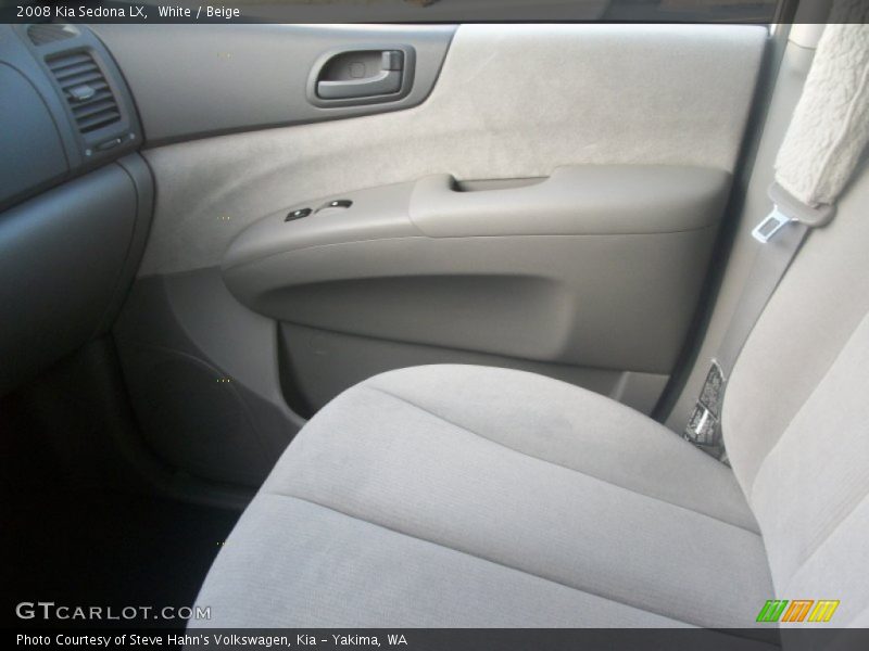 White / Beige 2008 Kia Sedona LX