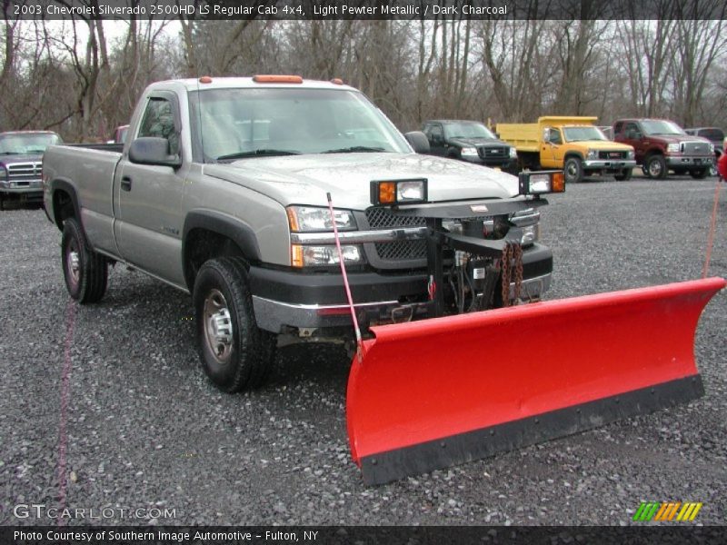 Light Pewter Metallic / Dark Charcoal 2003 Chevrolet Silverado 2500HD LS Regular Cab 4x4