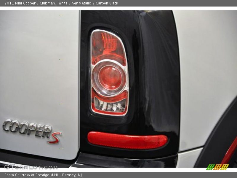 White Silver Metallic / Carbon Black 2011 Mini Cooper S Clubman