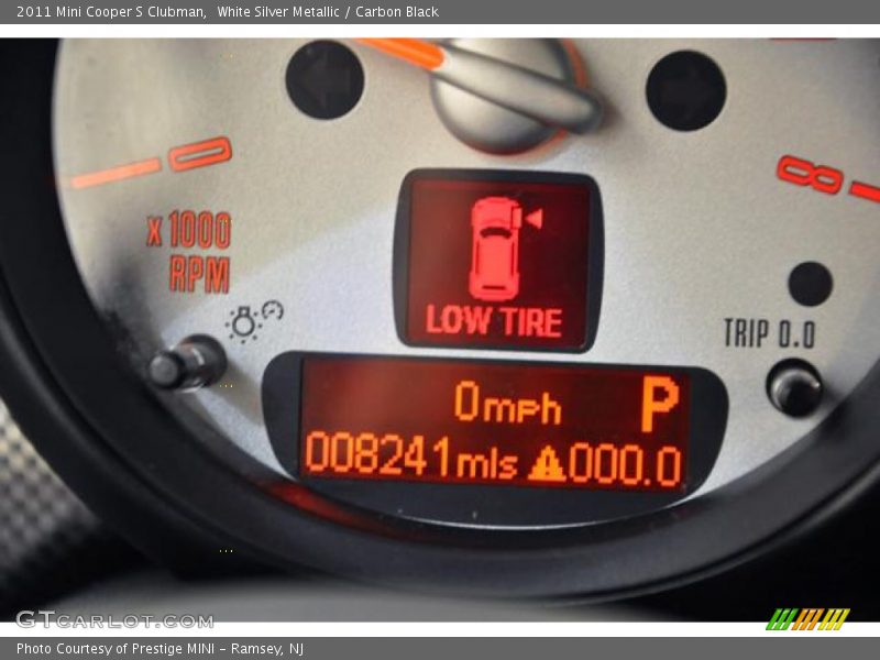 White Silver Metallic / Carbon Black 2011 Mini Cooper S Clubman