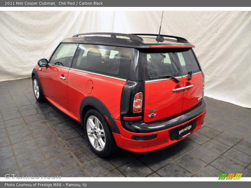 Chili Red / Carbon Black 2011 Mini Cooper Clubman