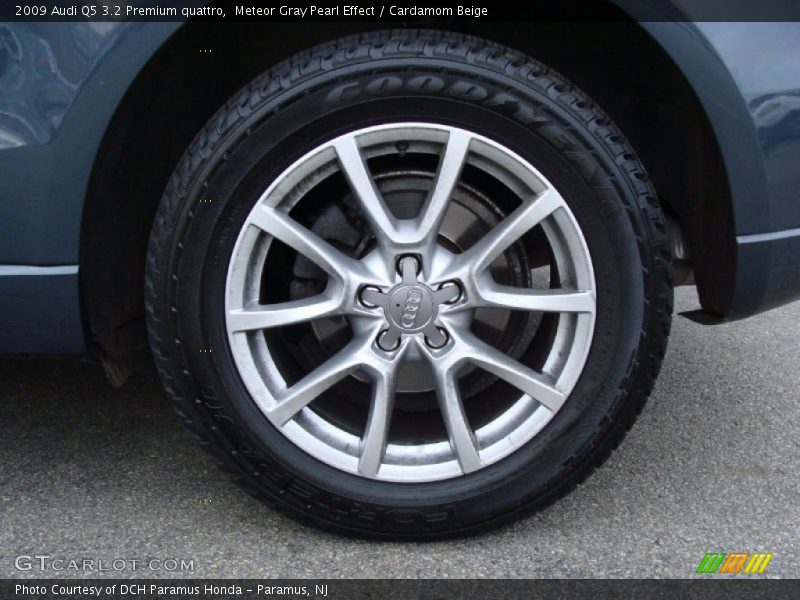  2009 Q5 3.2 Premium quattro Wheel