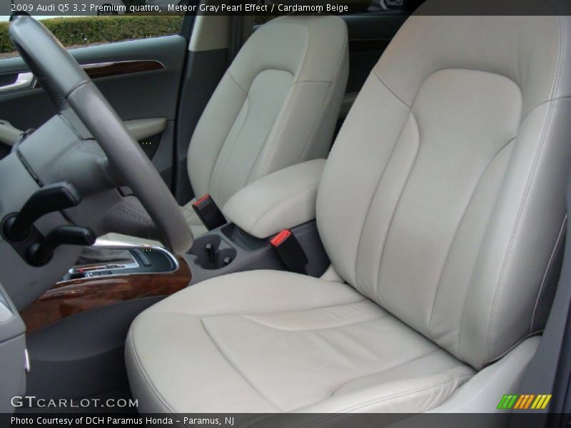Meteor Gray Pearl Effect / Cardamom Beige 2009 Audi Q5 3.2 Premium quattro