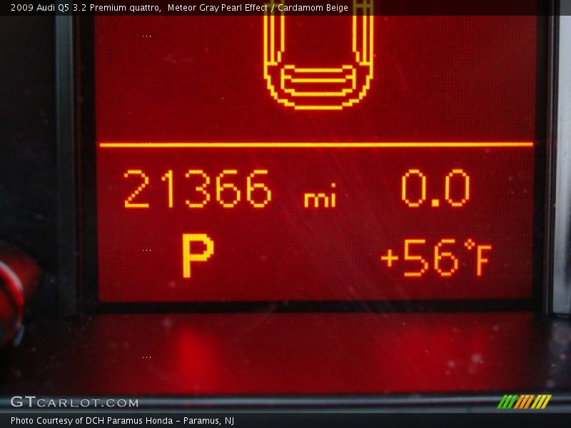 Meteor Gray Pearl Effect / Cardamom Beige 2009 Audi Q5 3.2 Premium quattro
