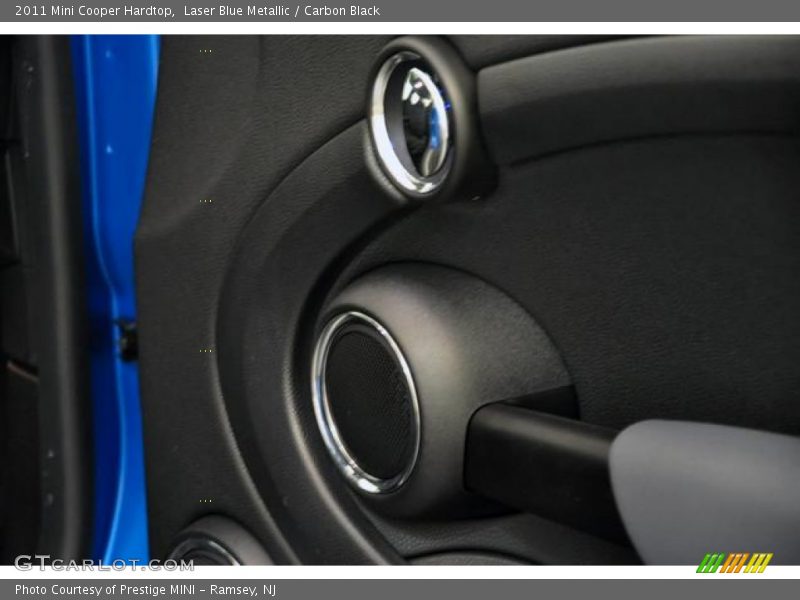 Laser Blue Metallic / Carbon Black 2011 Mini Cooper Hardtop