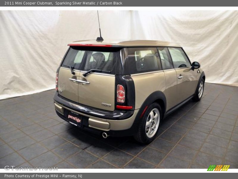 Sparkling Silver Metallic / Carbon Black 2011 Mini Cooper Clubman