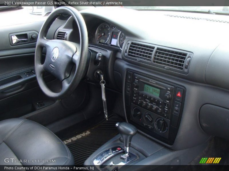 Reflex Silver Metallic / Anthracite 2004 Volkswagen Passat GLS Wagon