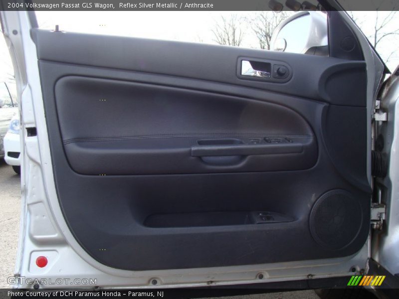 Reflex Silver Metallic / Anthracite 2004 Volkswagen Passat GLS Wagon