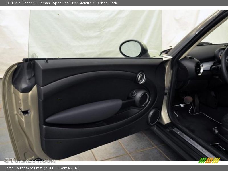 Sparkling Silver Metallic / Carbon Black 2011 Mini Cooper Clubman