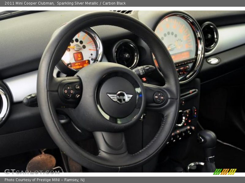 Sparkling Silver Metallic / Carbon Black 2011 Mini Cooper Clubman