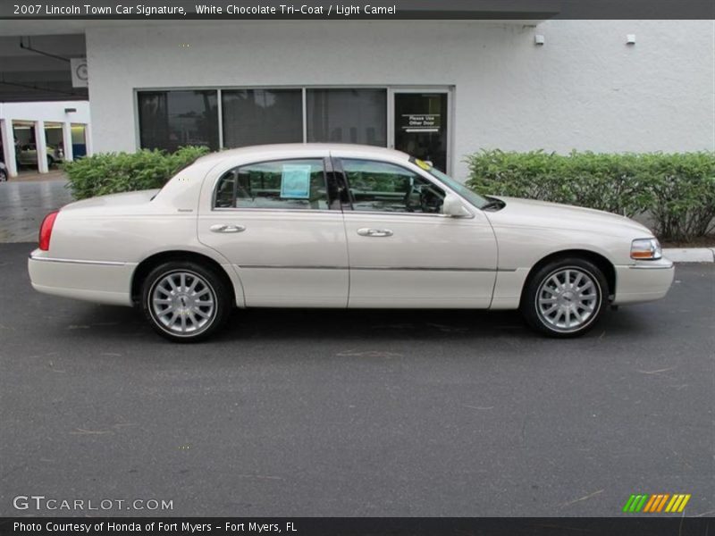 White Chocolate Tri-Coat / Light Camel 2007 Lincoln Town Car Signature