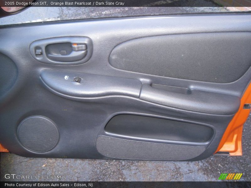 Door Panel of 2005 Neon SXT