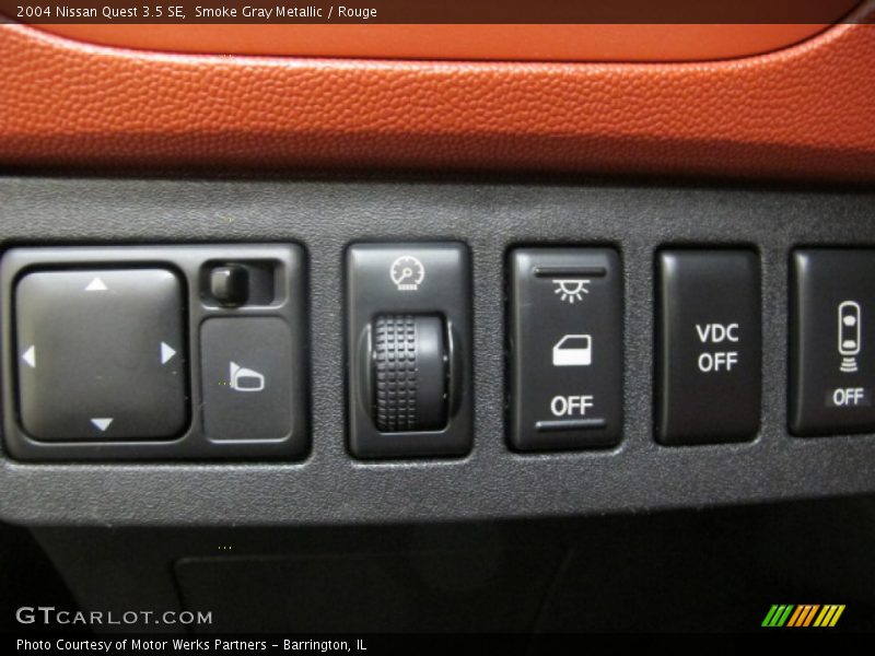 Smoke Gray Metallic / Rouge 2004 Nissan Quest 3.5 SE