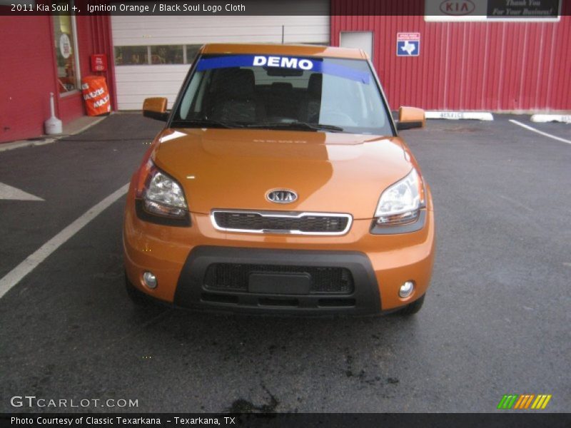 Ignition Orange / Black Soul Logo Cloth 2011 Kia Soul +