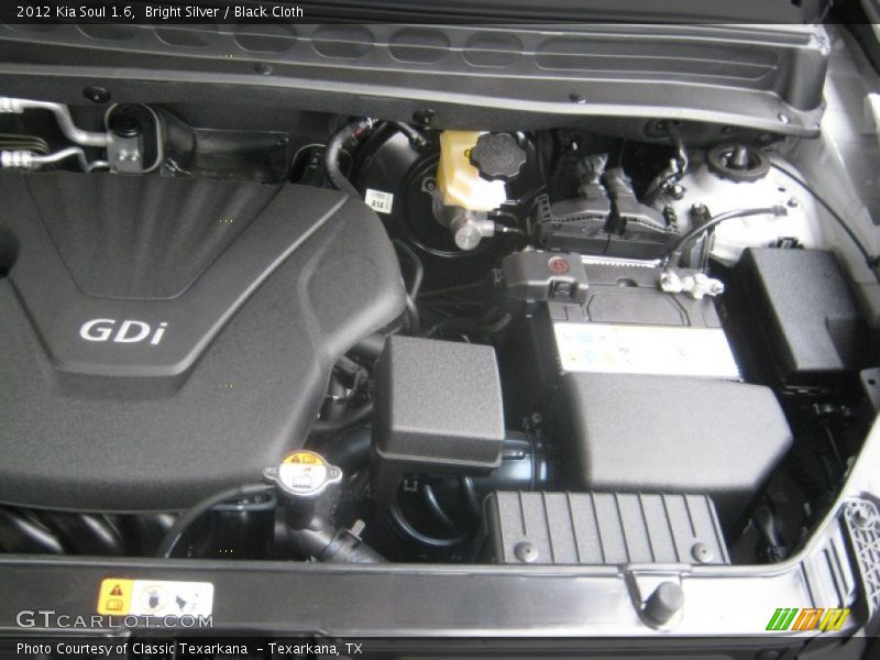 Bright Silver / Black Cloth 2012 Kia Soul 1.6