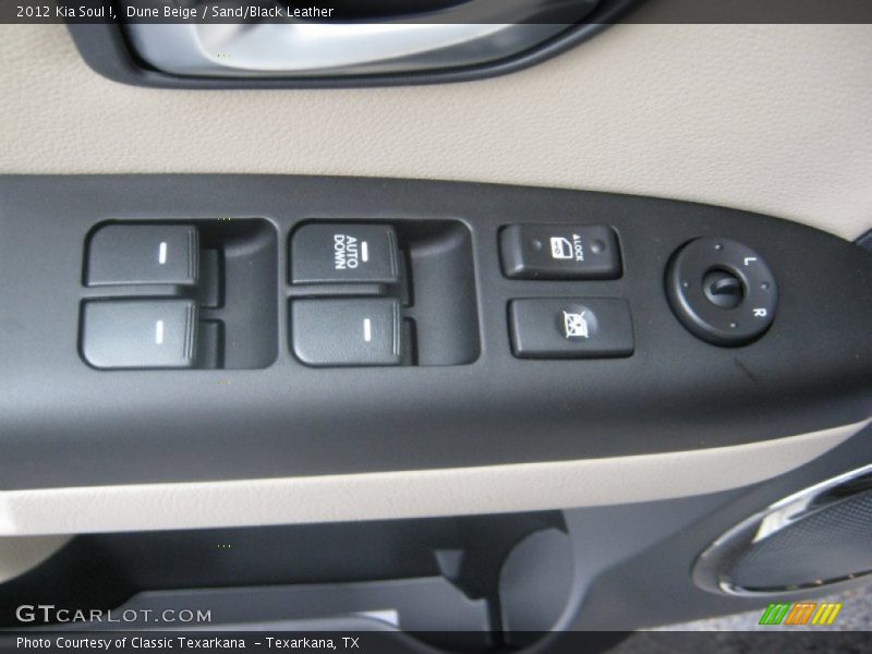 Dune Beige / Sand/Black Leather 2012 Kia Soul !