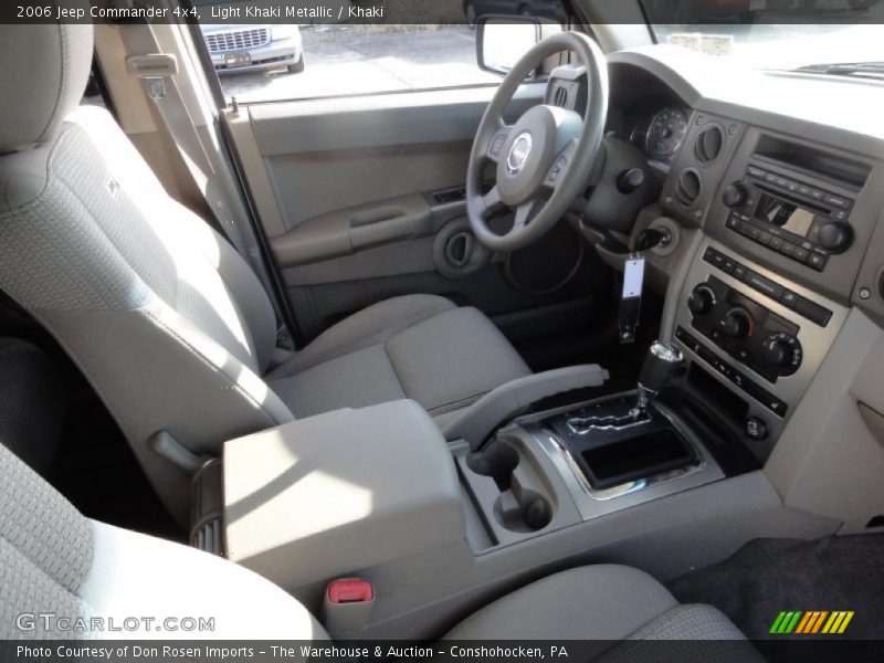 Light Khaki Metallic / Khaki 2006 Jeep Commander 4x4