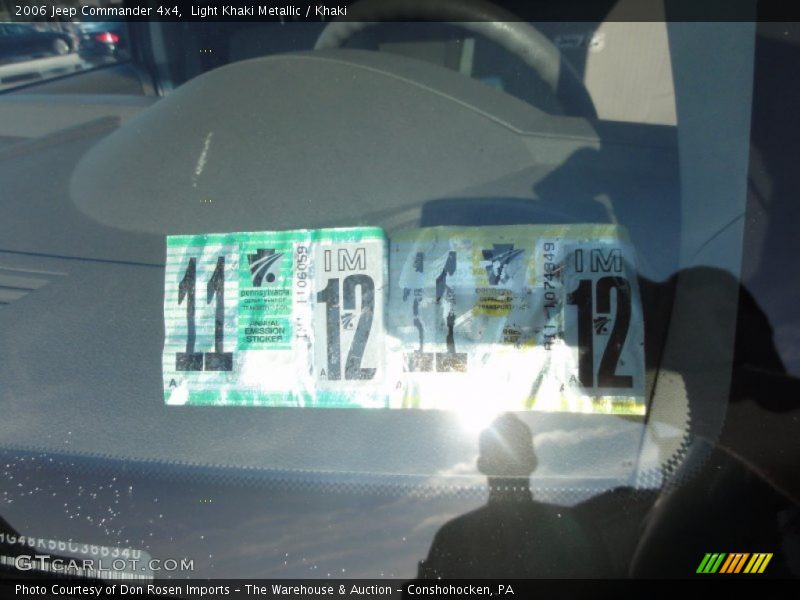 Light Khaki Metallic / Khaki 2006 Jeep Commander 4x4