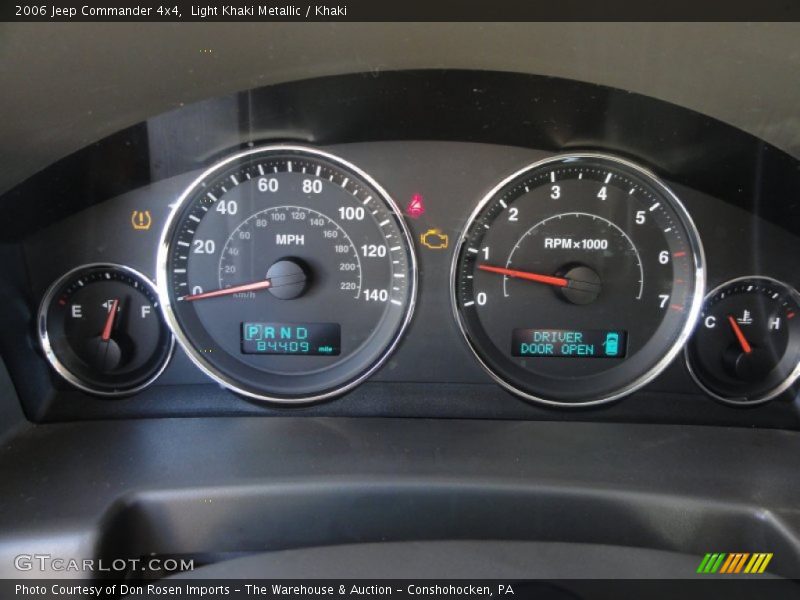 Light Khaki Metallic / Khaki 2006 Jeep Commander 4x4