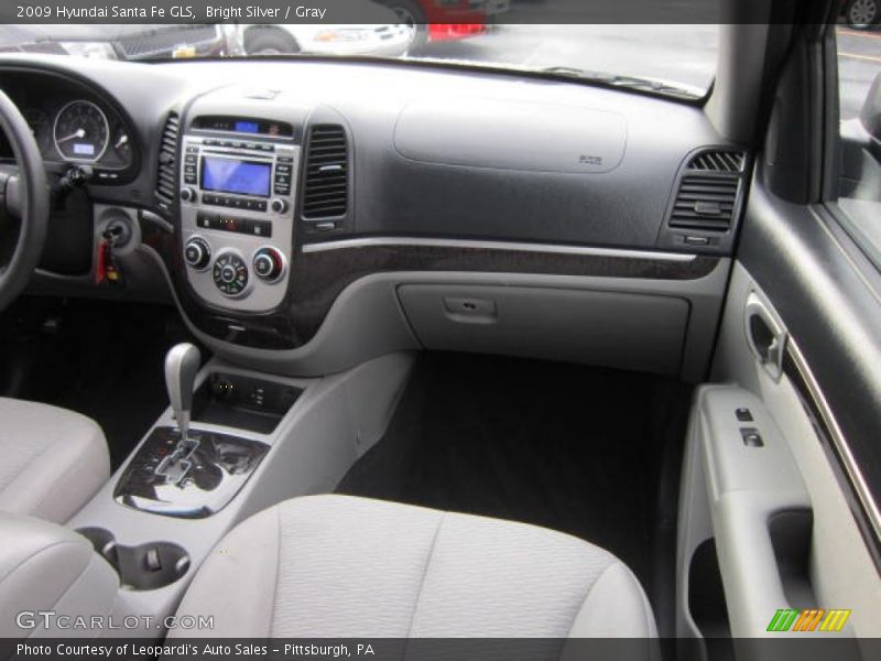 Bright Silver / Gray 2009 Hyundai Santa Fe GLS