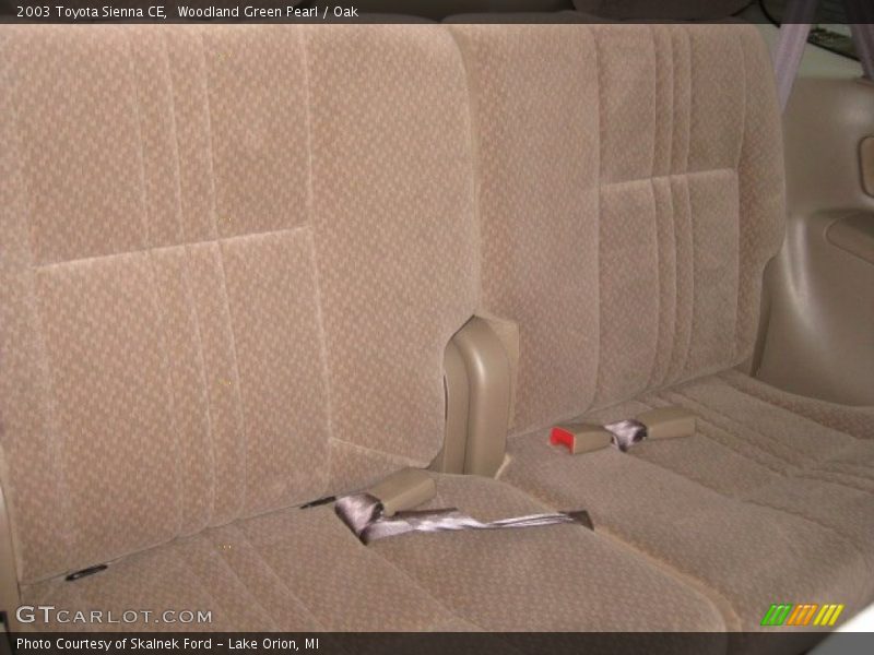 Woodland Green Pearl / Oak 2003 Toyota Sienna CE