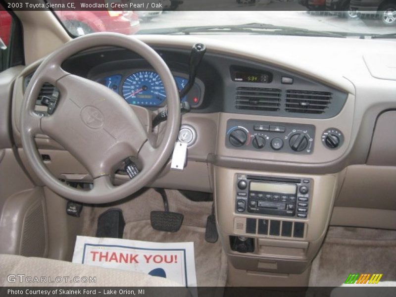 Woodland Green Pearl / Oak 2003 Toyota Sienna CE