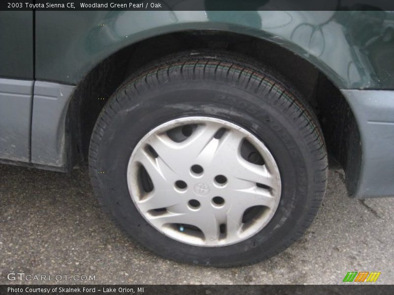 Woodland Green Pearl / Oak 2003 Toyota Sienna CE