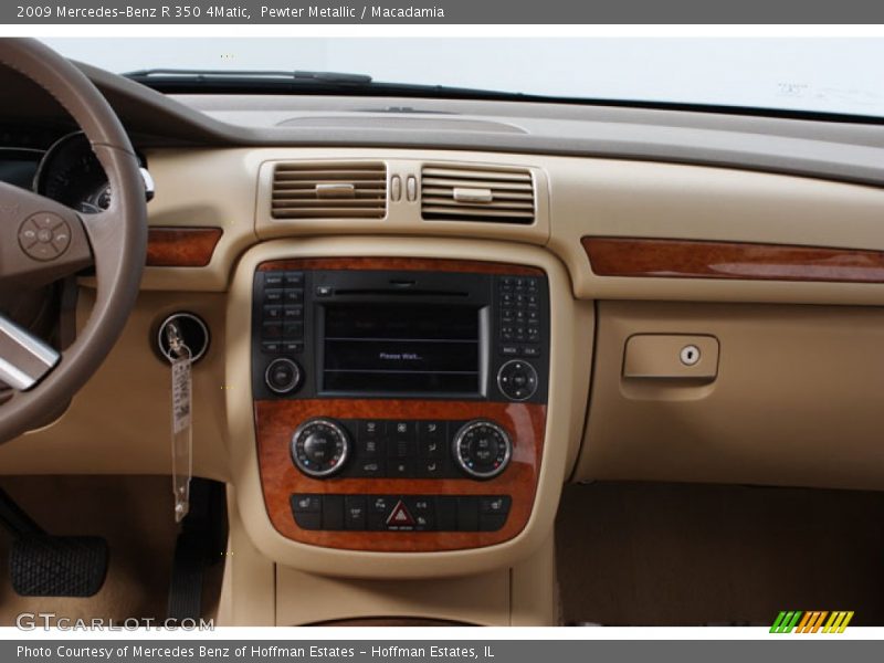 Pewter Metallic / Macadamia 2009 Mercedes-Benz R 350 4Matic