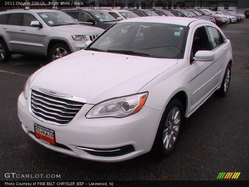 Bright White / Black 2011 Chrysler 200 LX