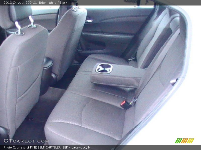 Bright White / Black 2011 Chrysler 200 LX